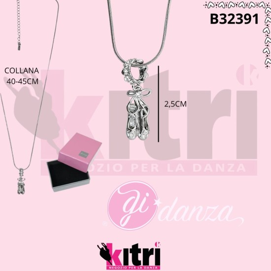 Collana in acciaio con scarpetta pendente